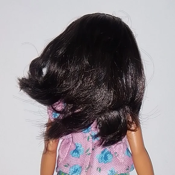 Barbie Floral Frills 78 Curvy Fashionistas Mattel Fashion Doll - Picture 4 of 7